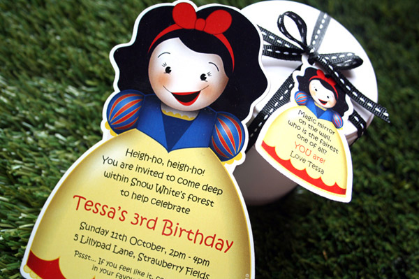 snow white party 4 Show Us Your Party   Tessas Snow White birthday