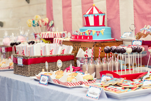 Mattea's vintage vintage  carnival your cupcakes  Show us Babyology melbourne    party birthday