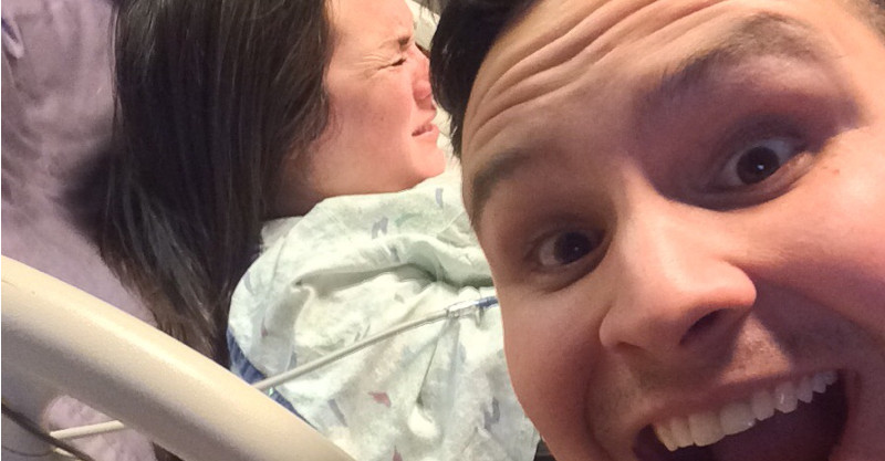 Fearless Fathertobe Takes Selfie While Wife Gives Birth And Lives To