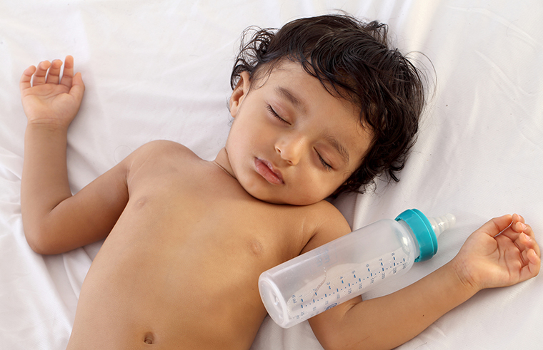 When to Stop Giving Your Baby a Bottle Before Bed