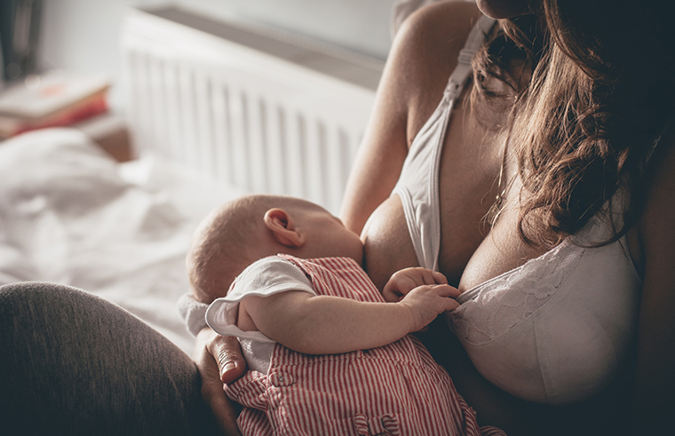 https://babyology.com.au/wp-content/uploads/2020/06/mother_breastfeeding_feature.jpg